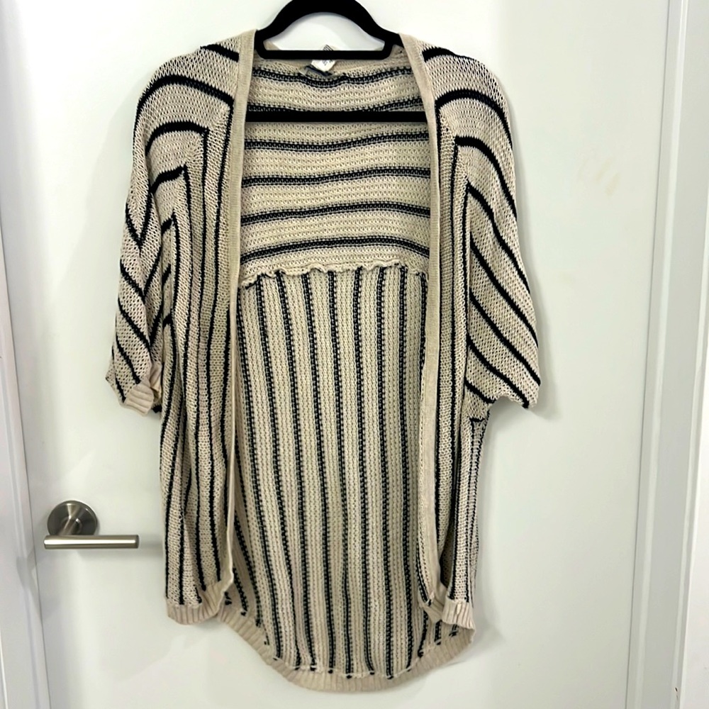 American Eagle sweater, size small.